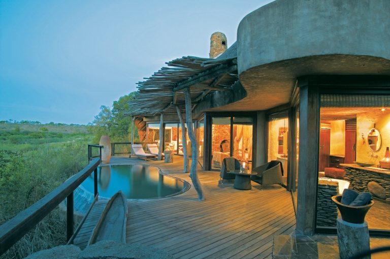 ESSENTIAL THINGS TO CONSIDER BEFORE SELECTING A HOTEL FOR STAYCATION